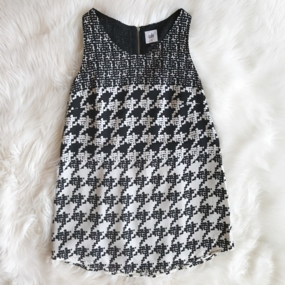 CAbi Tops - • cAbi Broken Check Houndstooth Blouse c772